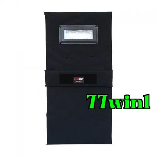 Khiên tay bằng nhựa PE có cửa sổ gấp gọn